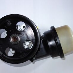 Power steering pum CHRYSLER PACYFICA 04743805AD