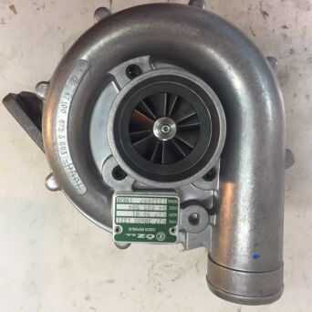BorgWarner Turbocompresseur  Zetor Traktor 52239702210 52239882210