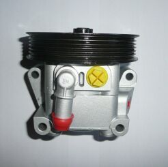 Pompe servosterzo  FORD FOCUS II  4M51-3A696-AB 4M513A696AB
