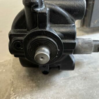 Steering rack  MERCEDES 8098956303