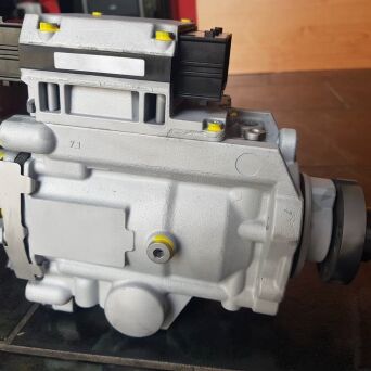 Pompa di iniezione BOSCH 0470504201 0470504206 0986444045 09202067 24451341 93166812 93171119