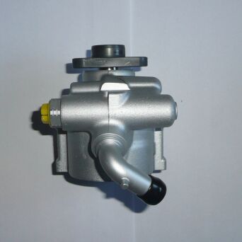 Power steering pump RAM PROMASTER CITY 68284379AA