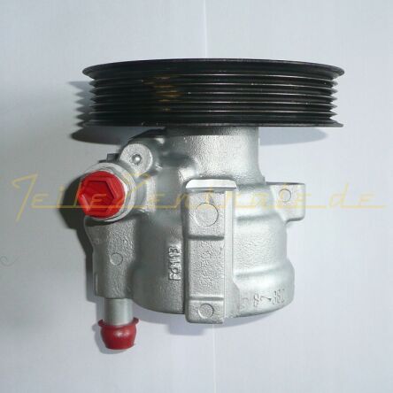 Pompe servosterzo RENAULT 8200223611‬