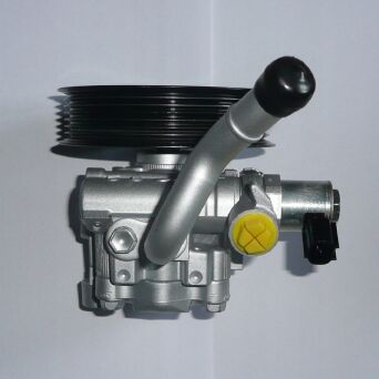 Power steering pump TOYOTA LAND 4431060660