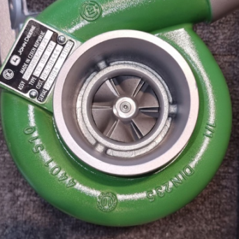 CZ Turbolader JOHN DEERE RE538444